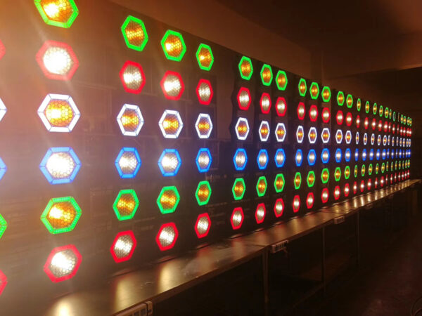 6×40W Line LED Retro Pixel Light